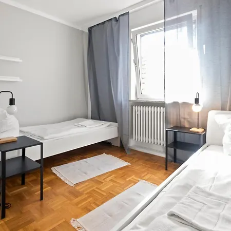 Flatista Homes - *